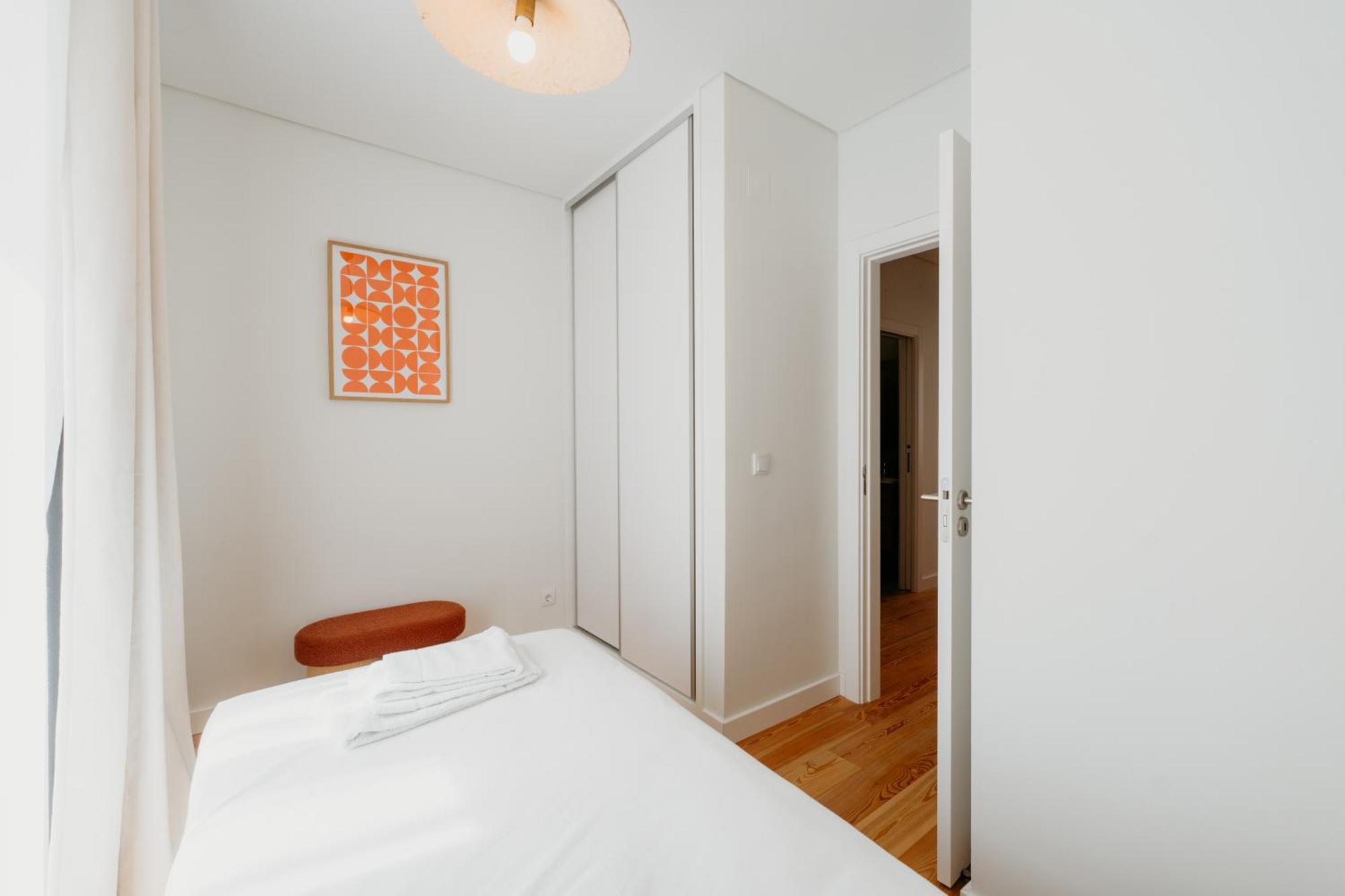 Orange House - Elegant Two-bedroom 1e Lejlighed *