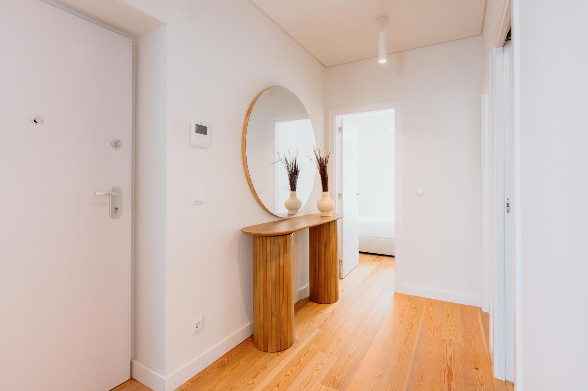 Orange House - Elegant Two-bedroom 1e Lejlighed *